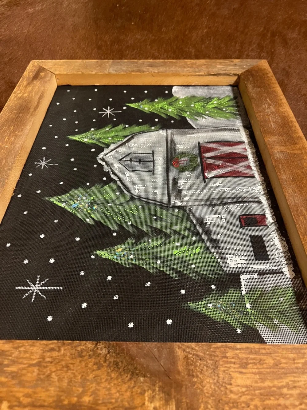 Hand-Painted Holiday Barn Wall Art - Green & Gray - Picture 12 of 16